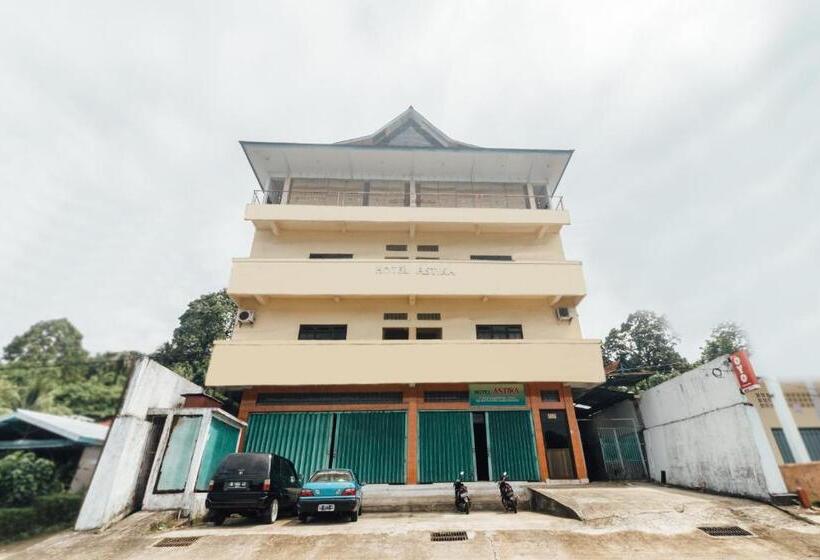 Hotel Oyo 2269  Astika