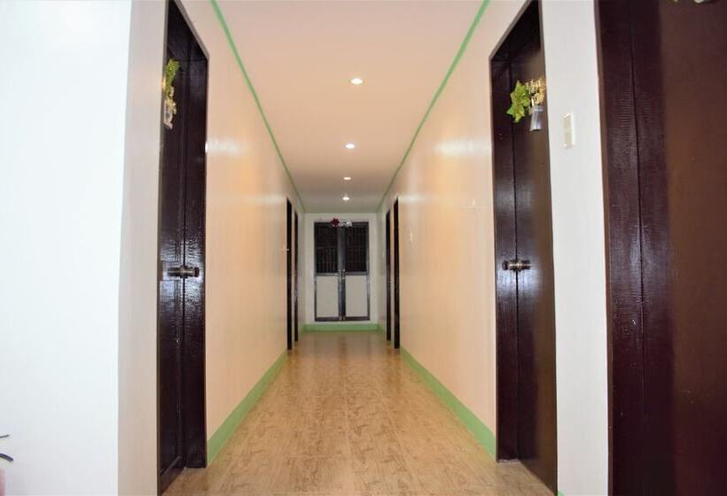 הוסטל Linde S Inn Coron