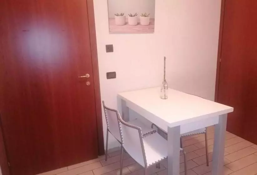 ベッドアンドブレックファースト Alloggio Da Virginia