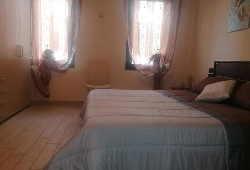 ベッドアンドブレックファースト Alloggio Da Virginia