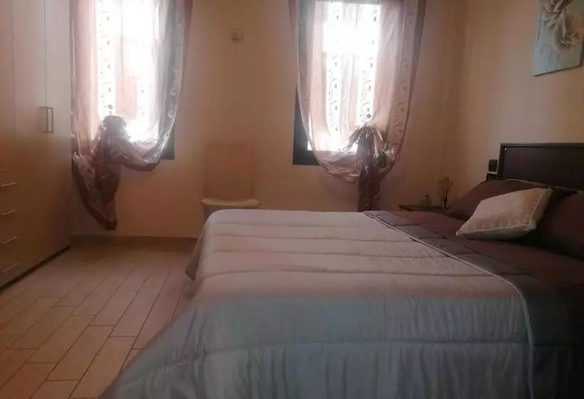 ベッドアンドブレックファースト Alloggio Da Virginia