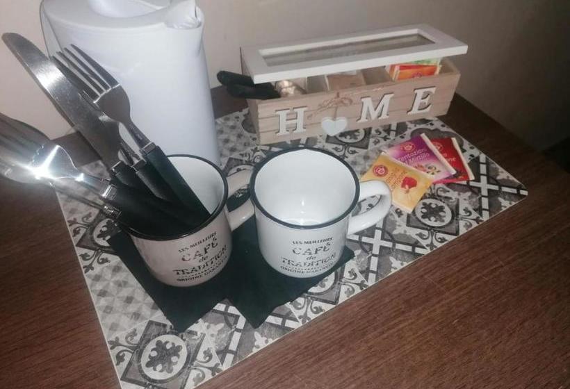 ベッドアンドブレックファースト Alloggio Da Virginia