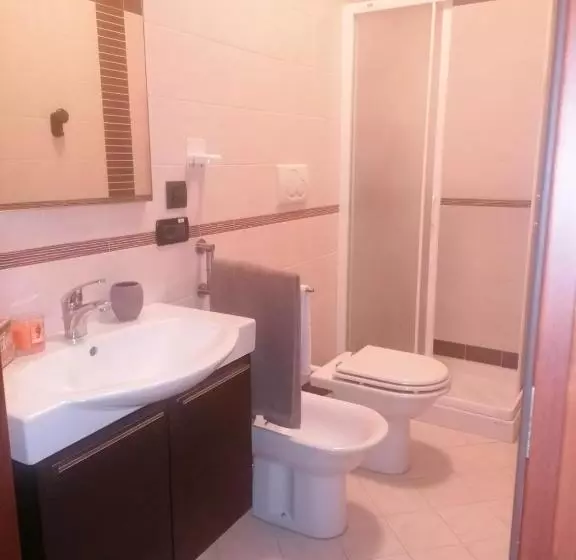 ベッドアンドブレックファースト Alloggio Da Virginia