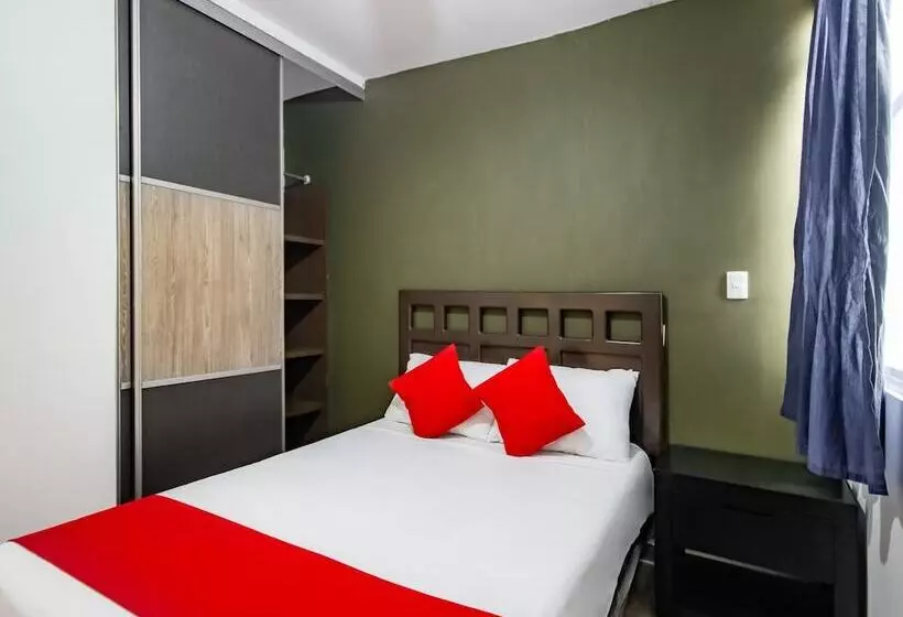 Hotel Halley