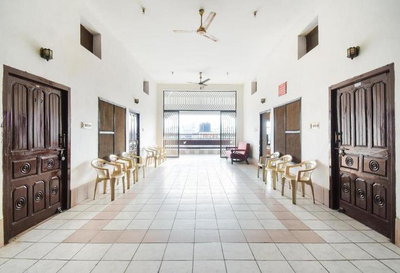 酒店 Spot On 65838 Geetanjali