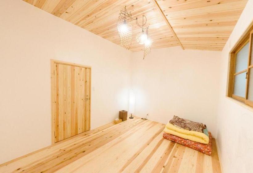 ペンション 古民家グランピングmatoba