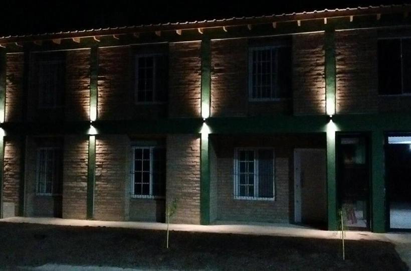 فندق صغير Los Patitos