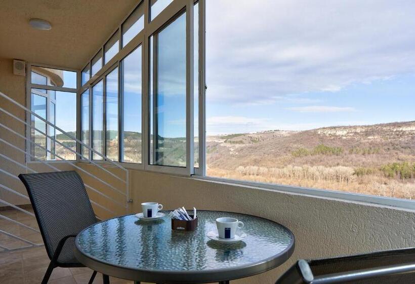 ペンション Kings View