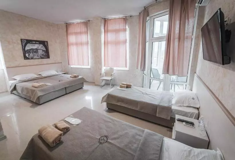 ペンション Kings View