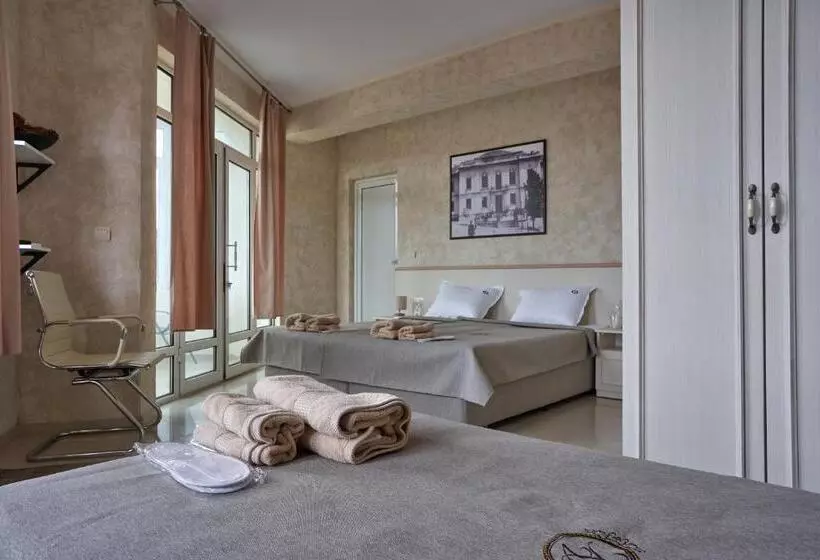 ペンション Kings View