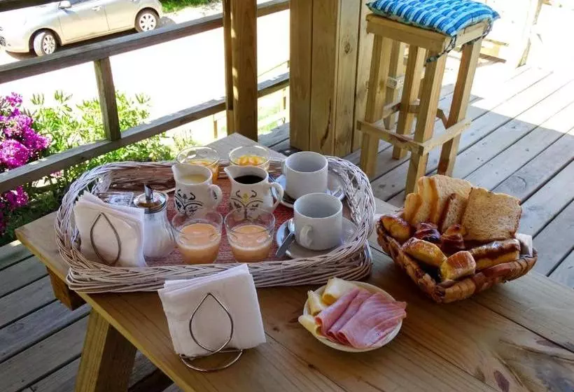تختخواب و صبحانه Boutique La Mexicana Suites & Beach