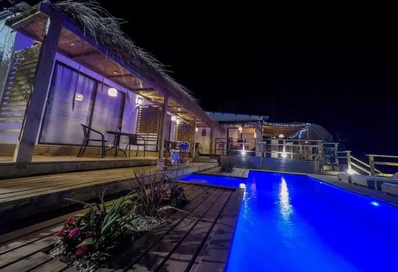 تختخواب و صبحانه Boutique La Mexicana Suites & Beach