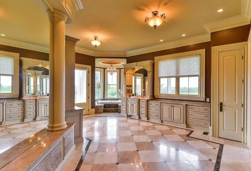 مبيت وإفطار Wildflower Ranch Inn