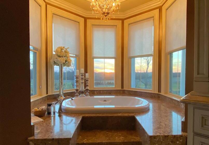 مبيت وإفطار Wildflower Ranch Inn