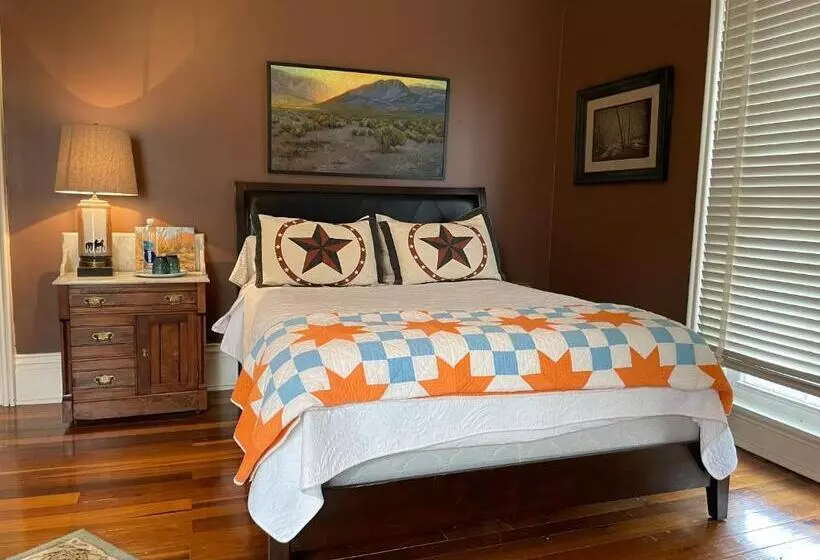 Aamiaismajoitus (B&B) Wildflower Ranch Inn