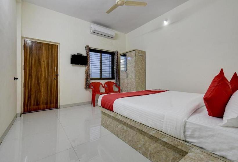 فندق Oyo 60690  Shivneri Lodging