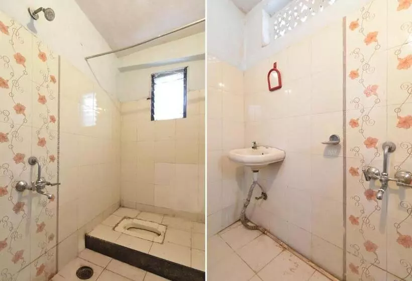 Spot On 64570 Hotel Deepali Lodging