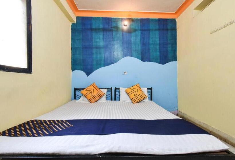 Spot On 64570 Hotel Deepali Lodging