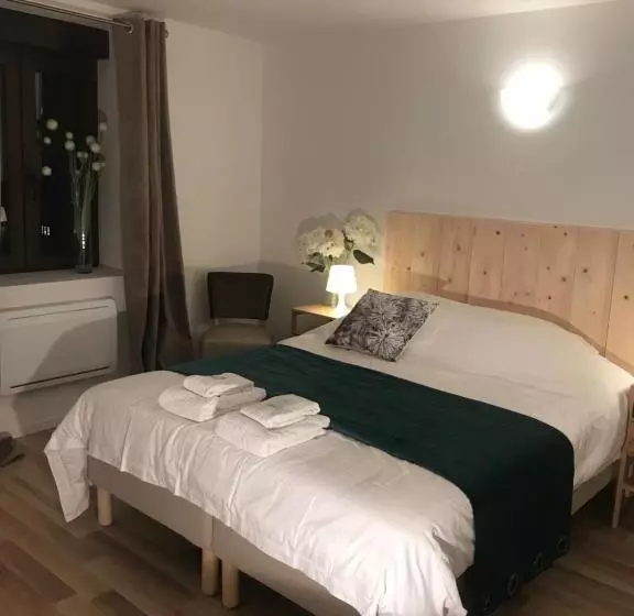 Aamiaismajoitus (B&B) Domaine Du Haut Koenigsbourg