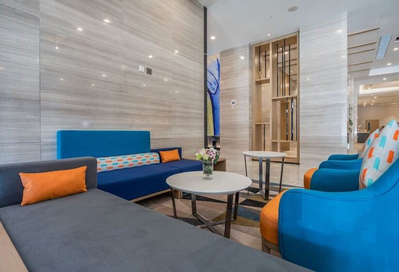 בית מלון כפרי Holiday Inn Express Kaifeng City Center, An Ihg