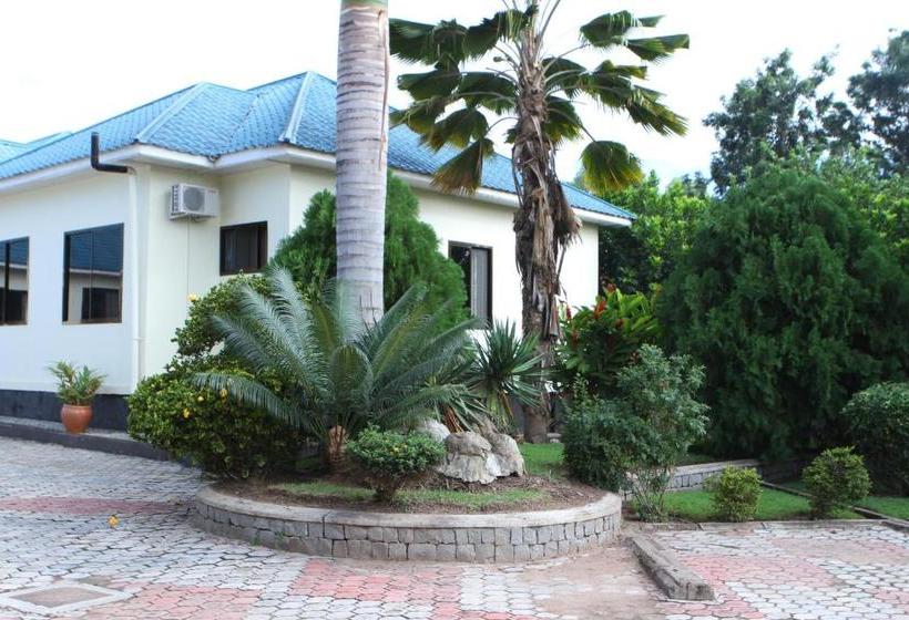 فندق Lesa Garden