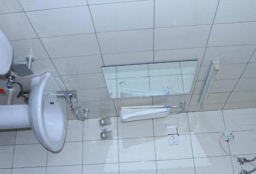 فندق Lesa Garden