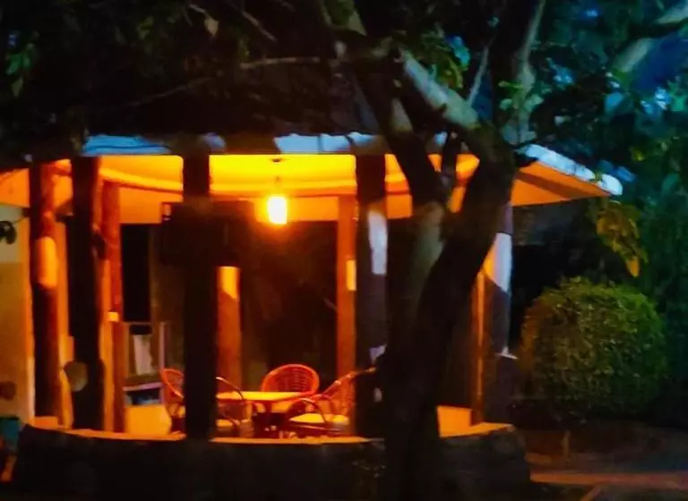 هتل Lesa Garden