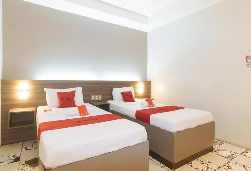 Reddoorz At V Plaza Hotel Manila