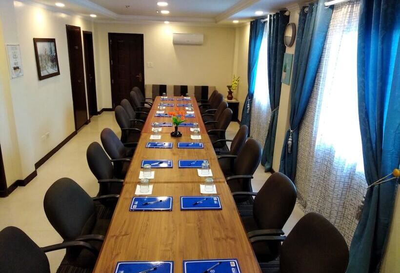 Venezia Suites Hotel Iloilo