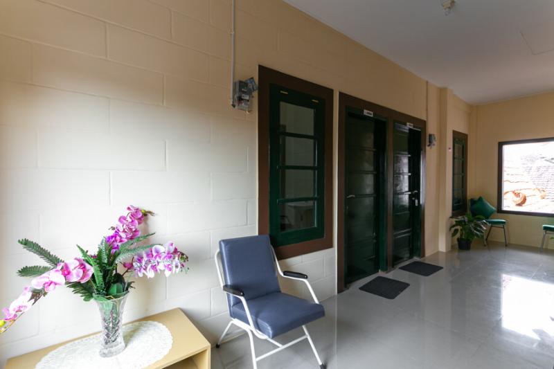 פנסיון Reddoorz Syariah Near Titik Nol Yogyakarta