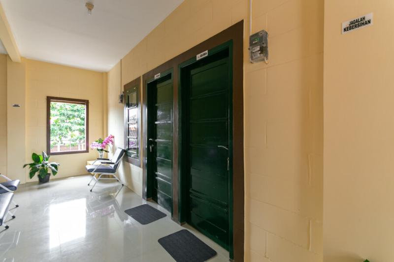 פנסיון Reddoorz Syariah Near Titik Nol Yogyakarta