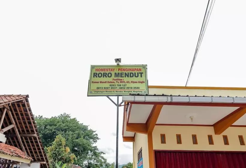 ユースホステル Penginapan Roro Mendut Syariah
