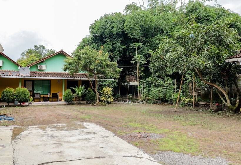 Szálló Penginapan Roro Mendut Syariah