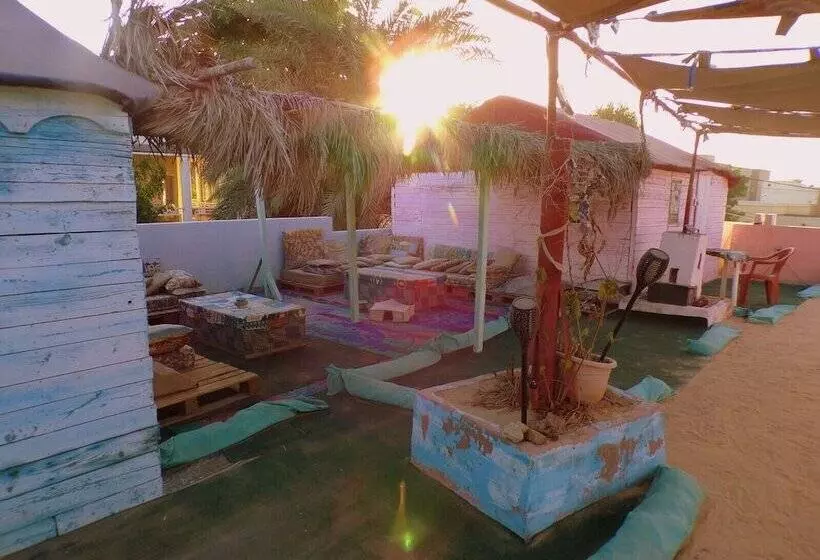 هتل Le Triskell Auberge   Hostel