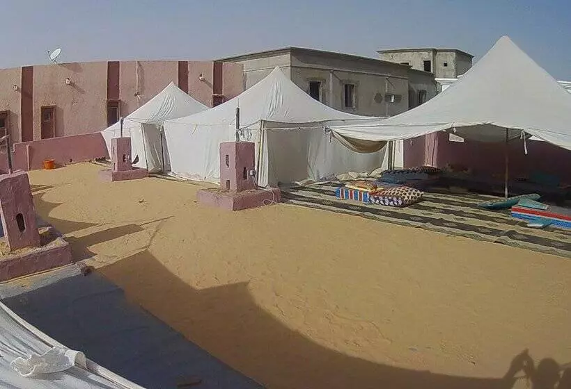 هتل Le Triskell Auberge   Hostel