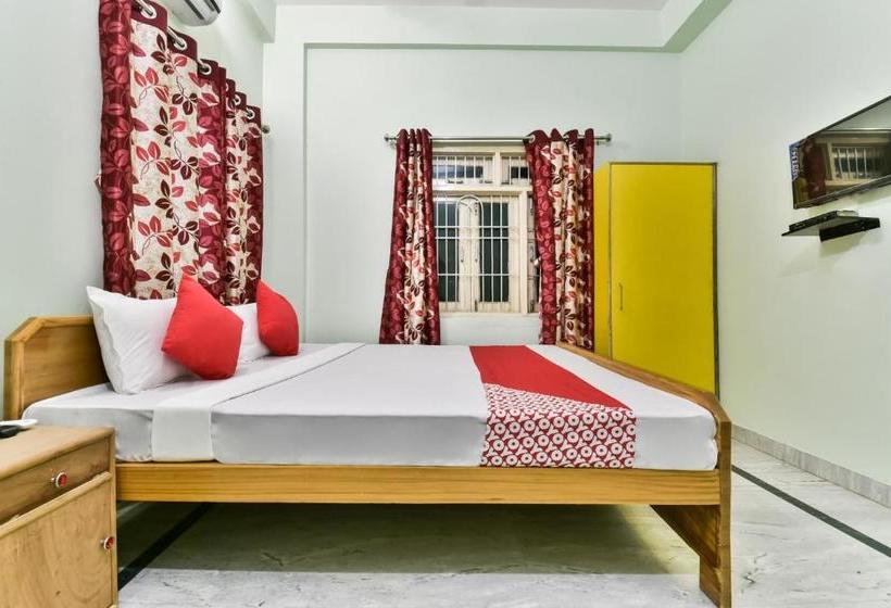 هتل Oyo 60005  Shubh Yatra