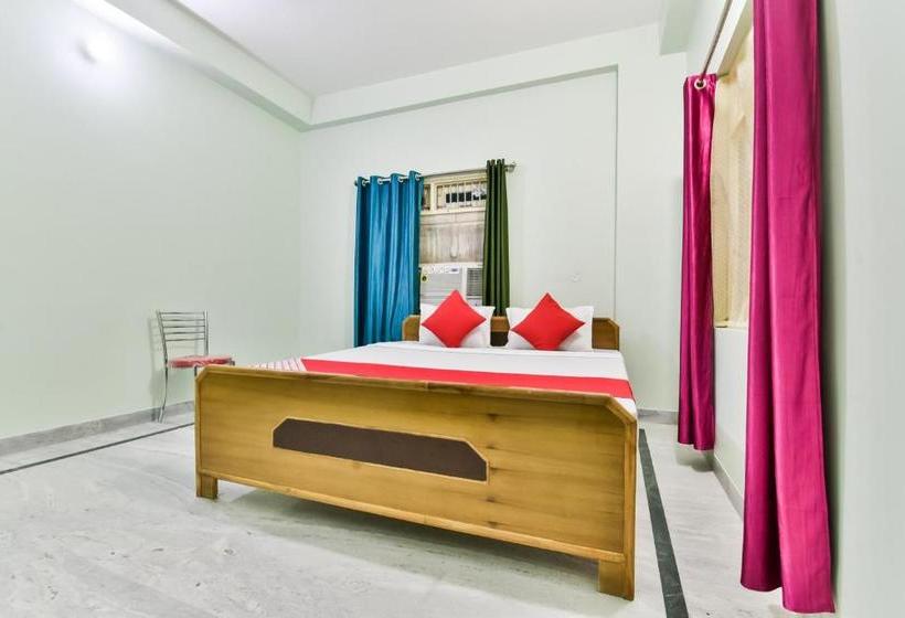 هتل Oyo 60005  Shubh Yatra