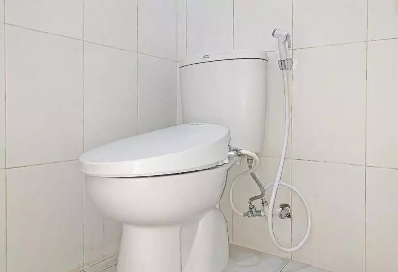 ホテル Reddoorz Syariah Near Jam Gadang Bukittinggi 2