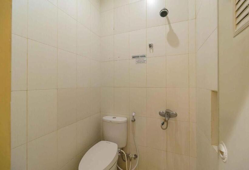 בית מלון כפרי Reddoorz Syariah Near Jam Gadang Bukittinggi 2