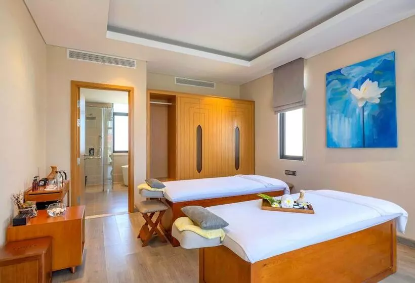 هتل Wyndham Grand Kn Paradise Cam Ranh