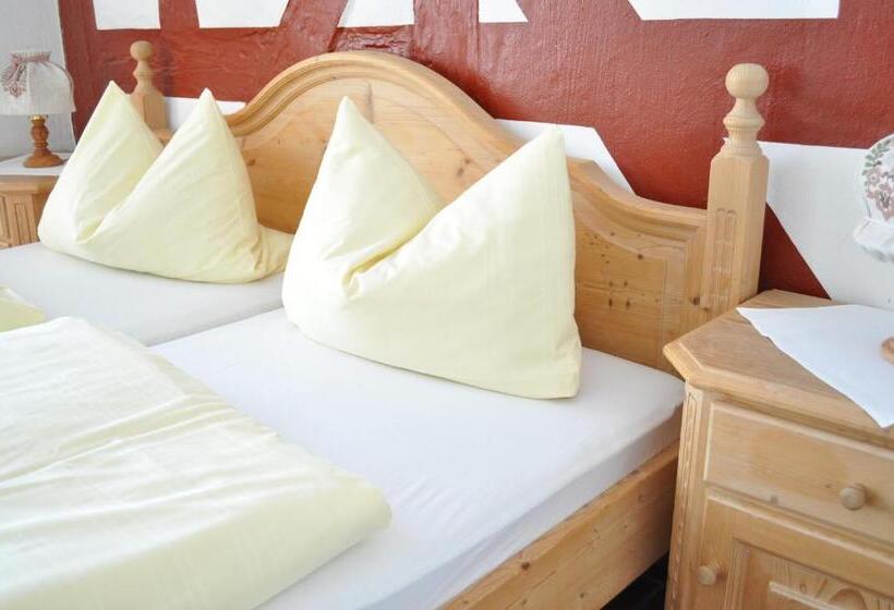 Hotel Schloss Wiesenthau