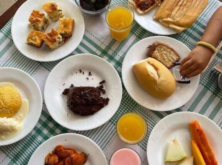 פנסיון Pousada Terra Nostra