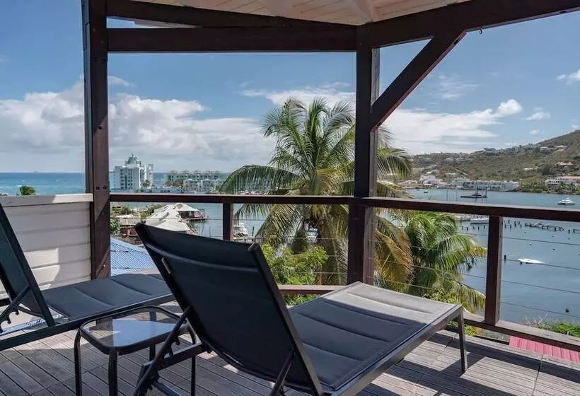 استراحتگاه Les Balcons D'oyster Pond