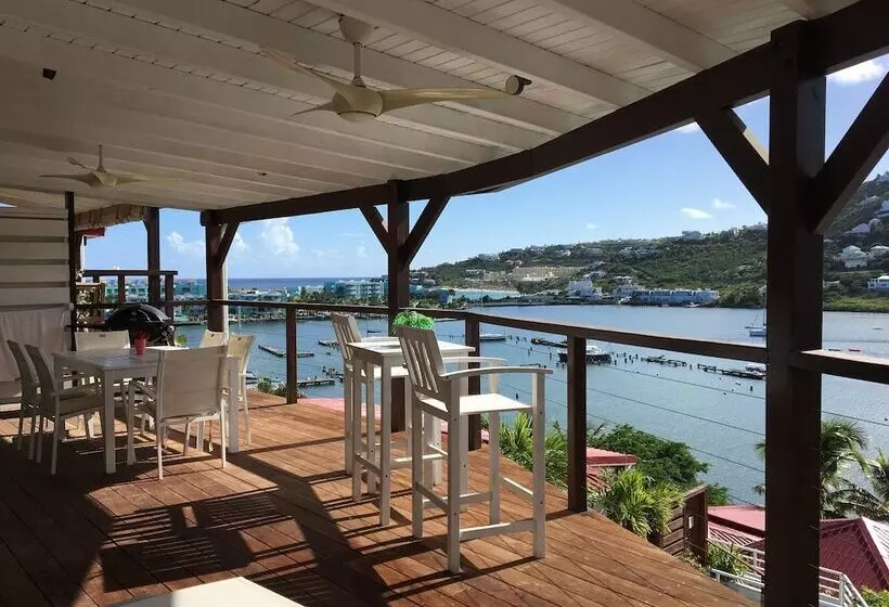 استراحتگاه Les Balcons D'oyster Pond