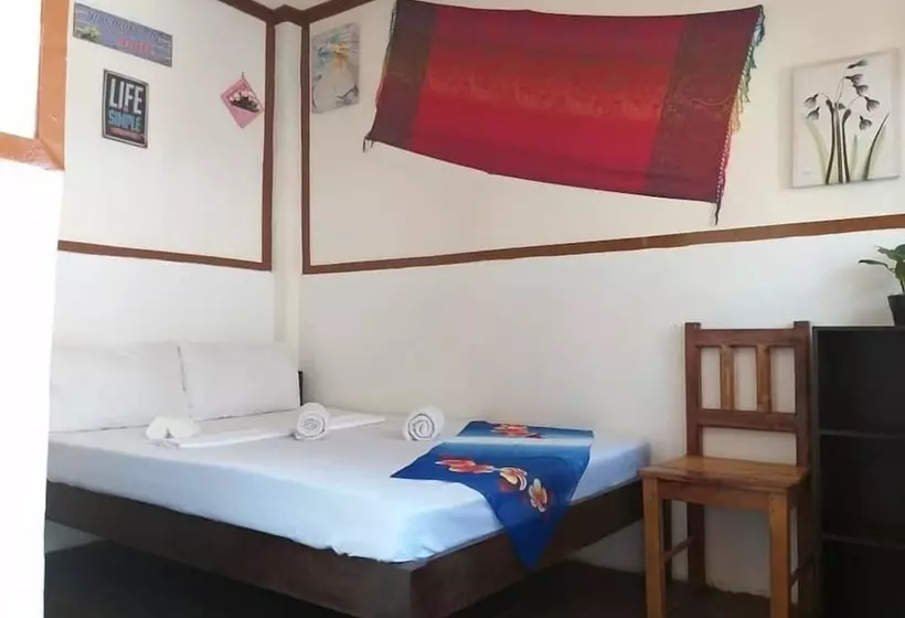 Sun Valley Hostel