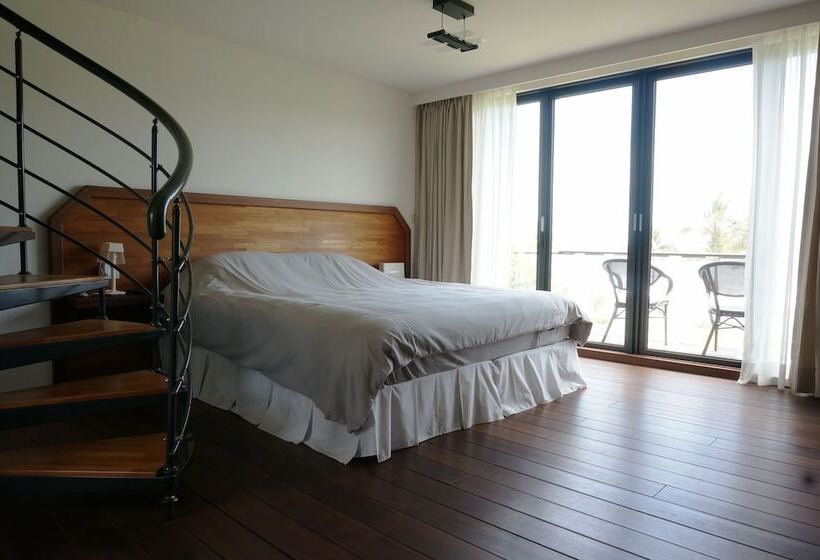 تختخواب و صبحانه Coconut Beach Homestay