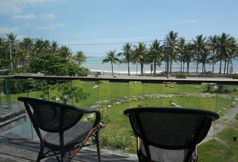 تختخواب و صبحانه Coconut Beach Homestay