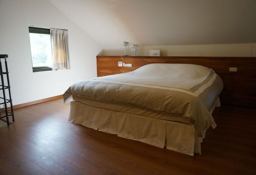 تختخواب و صبحانه Coconut Beach Homestay