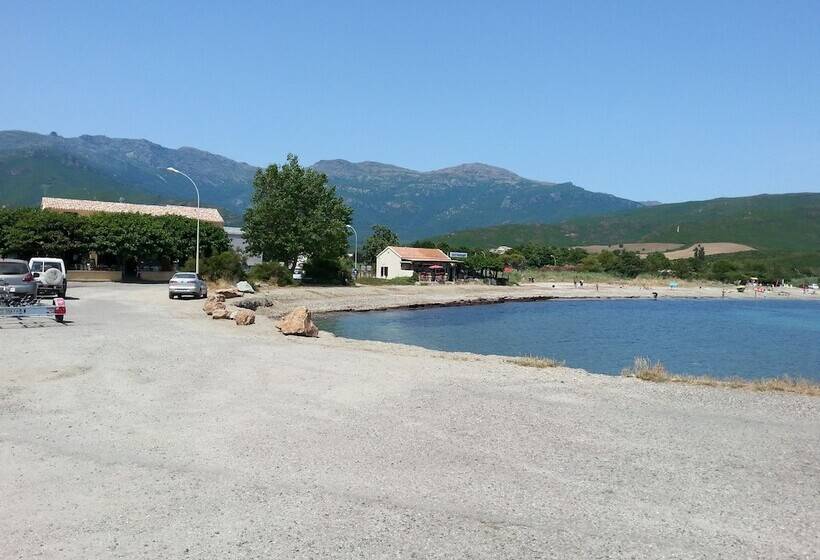 هتل Le Rendez Vous De L été