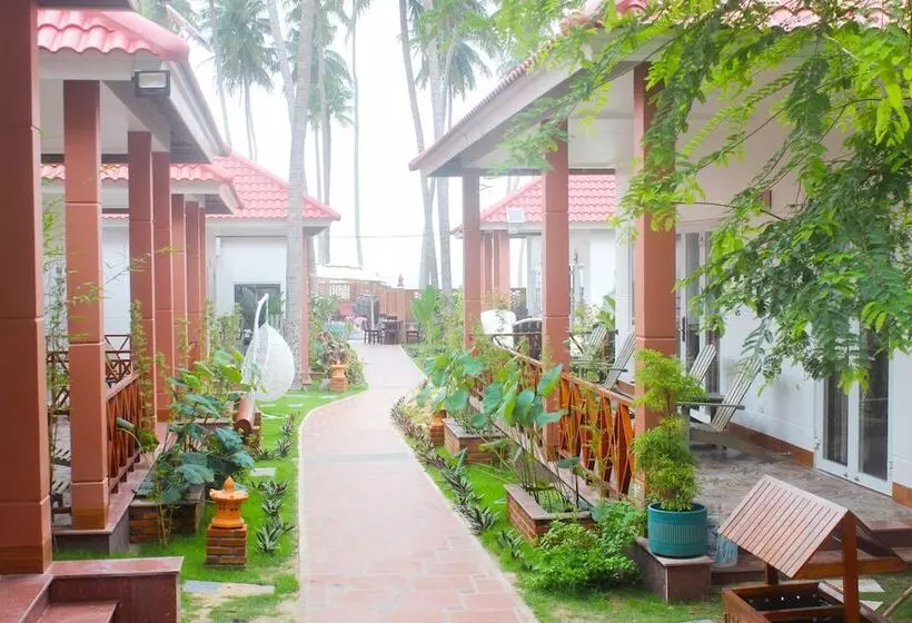 هتل Lotus Garden Resort